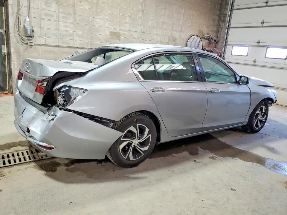 2017 HONDA ACCORD LX  