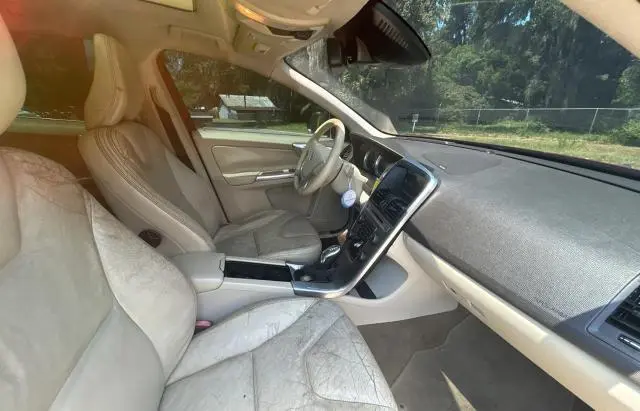 2013 VOLVO XC60 T6  