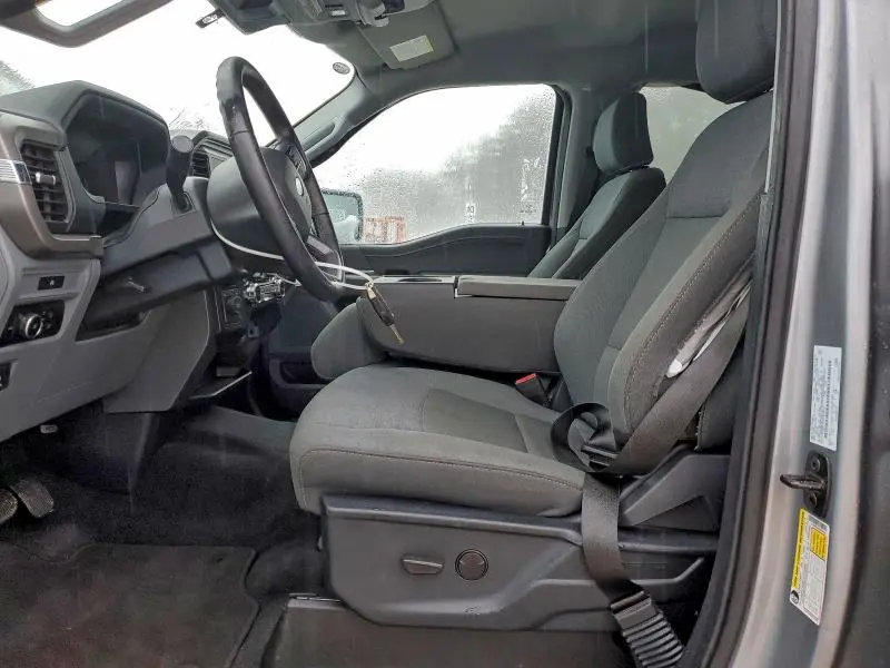 2025 FORD F150 XLT  