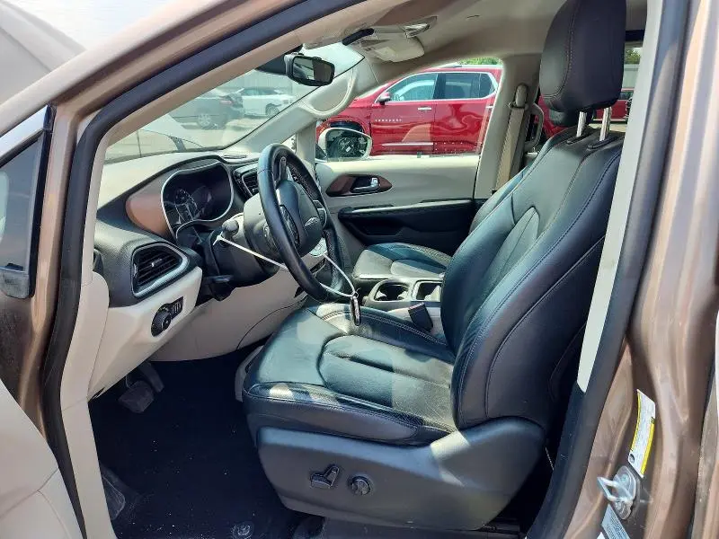 2017 CHRYSLER PACIFICA TOURING L  