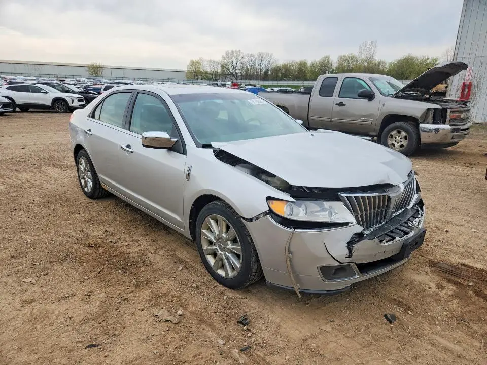 2011 LINCOLN MKZ   