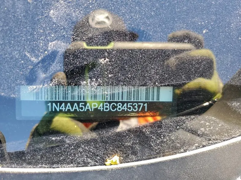 2011 NISSAN MAXIMA S  