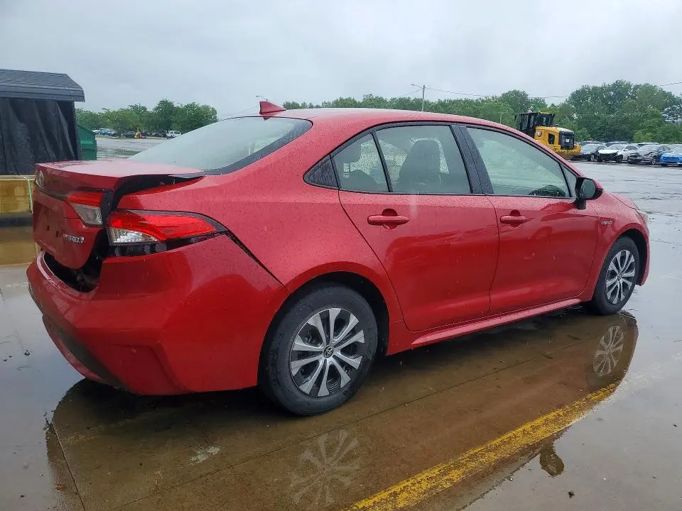 2021 TOYOTA COROLLA LE  