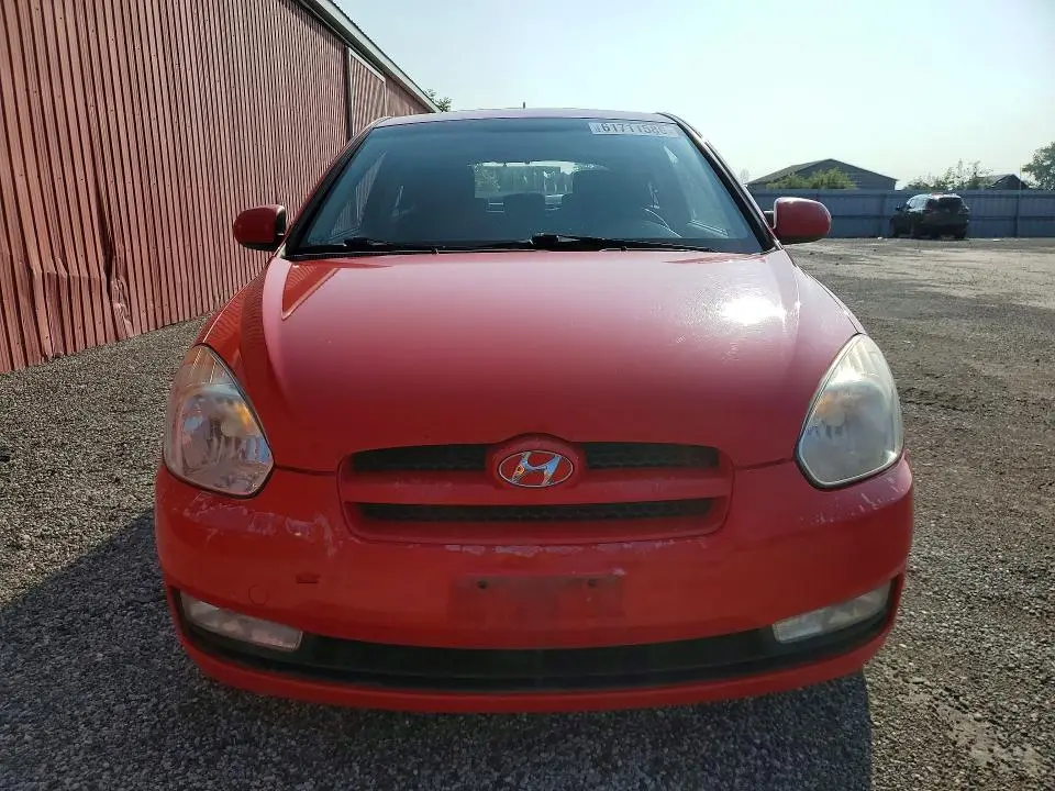 2010 HYUNDAI ACCENT SE  