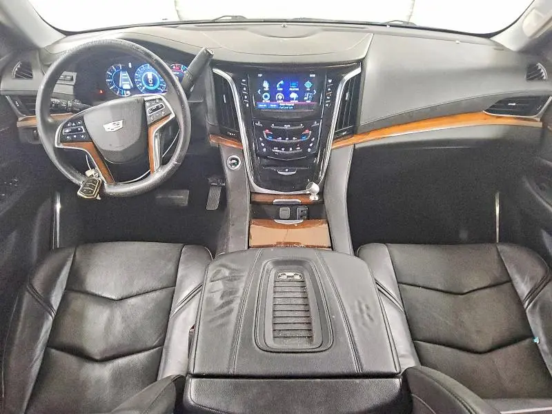 2018 CADILLAC ESCALADE LUXURY  