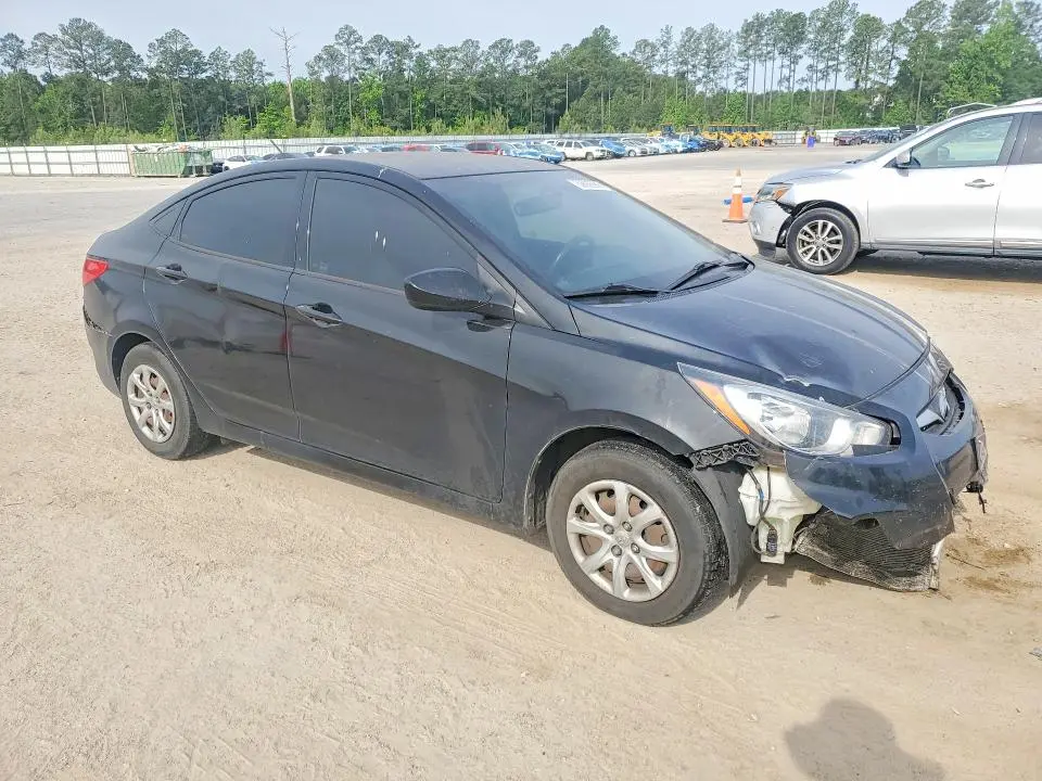 2014 HYUNDAI ACCENT GLS  