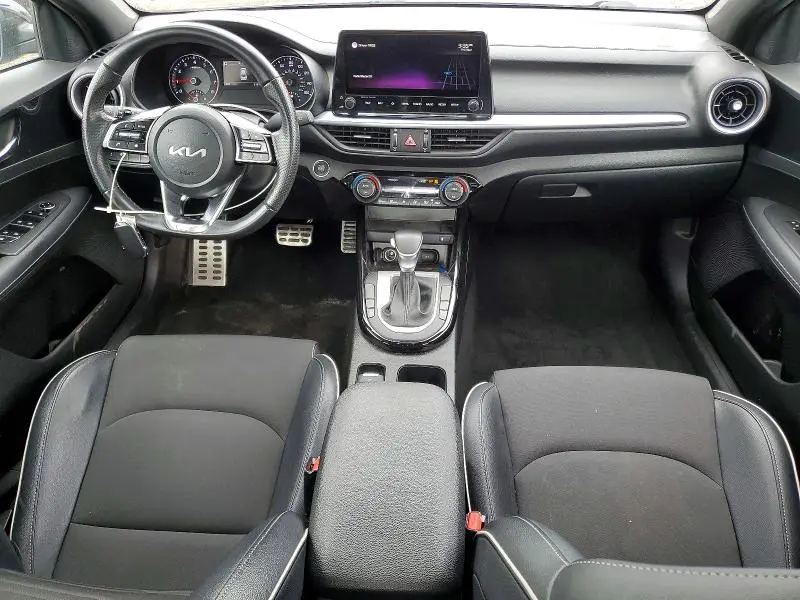 2022 KIA FORTE GT LINE  