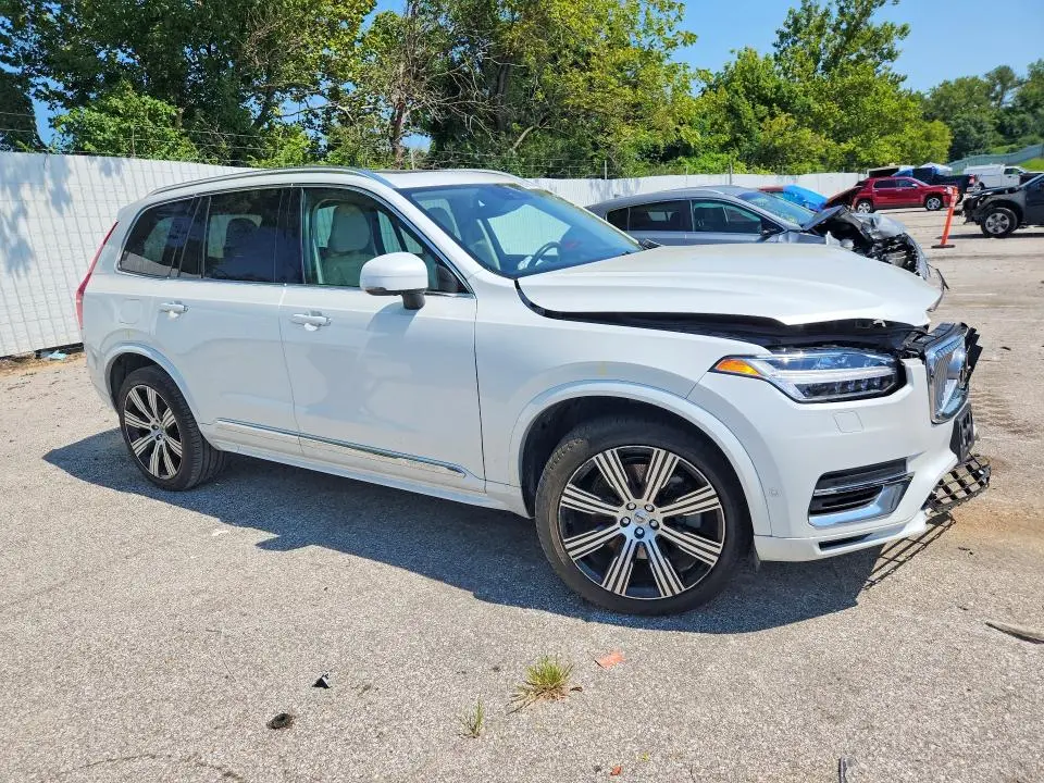 2022 VOLVO XC90 T8 RECHARGE INSCRIPTION  