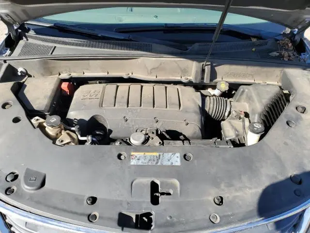 2014 CHEVROLET TRAVERSE LS  