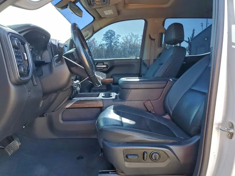 2021 CHEVROLET SILVERADO K1500 RST  