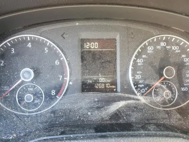 2015 VOLKSWAGEN PASSAT S  