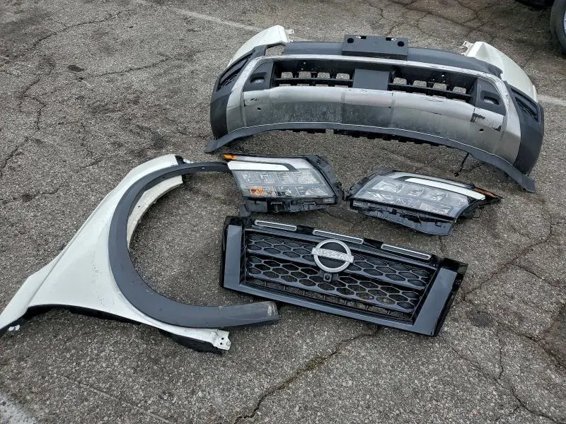 2023 NISSAN PATHFINDER SV  