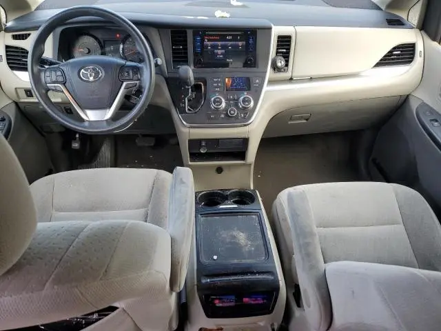 2015 TOYOTA SIENNA LE  