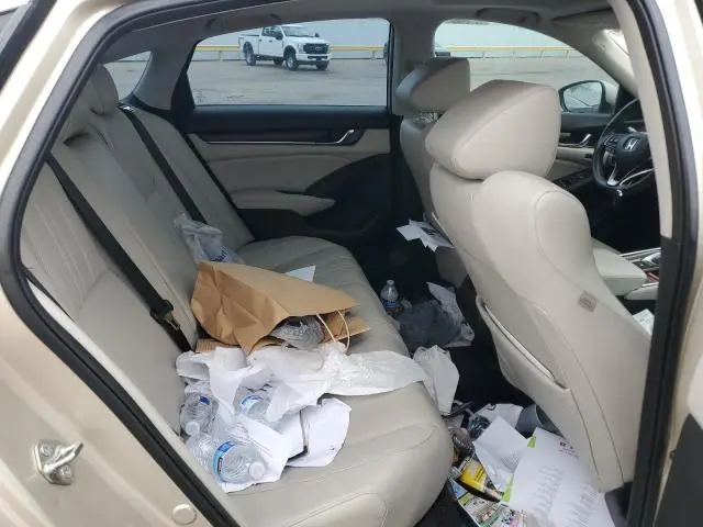 2018 HONDA ACCORD TOURING HYBRID  