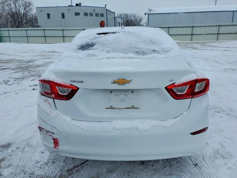 2017 CHEVROLET CRUZE LT  