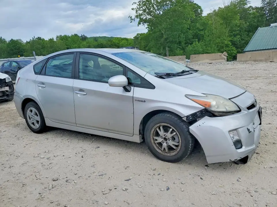 2010 TOYOTA PRIUS II  