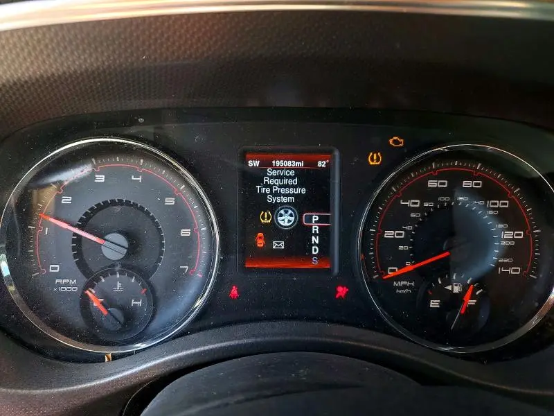 2013 DODGE CHARGER SXT  