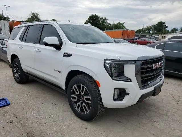 2023 GMC YUKON AT4  