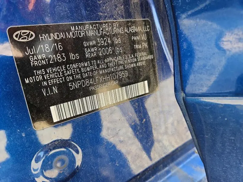 2017 HYUNDAI ELANTRA SE  