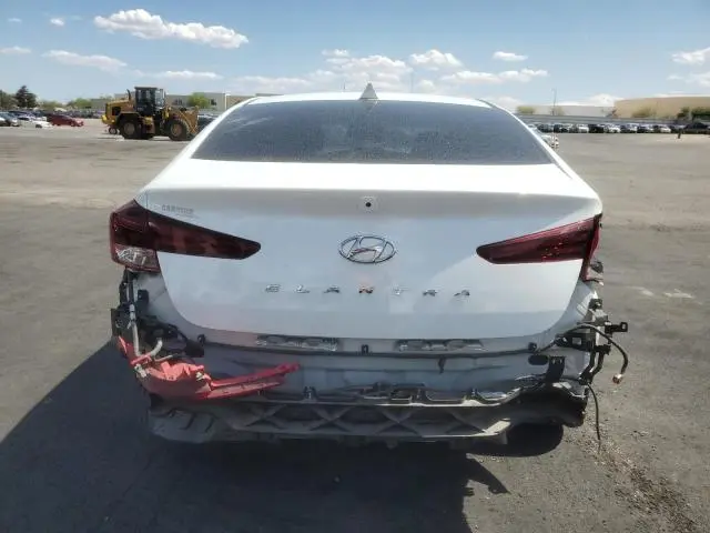 2020 HYUNDAI ELANTRA SEL  