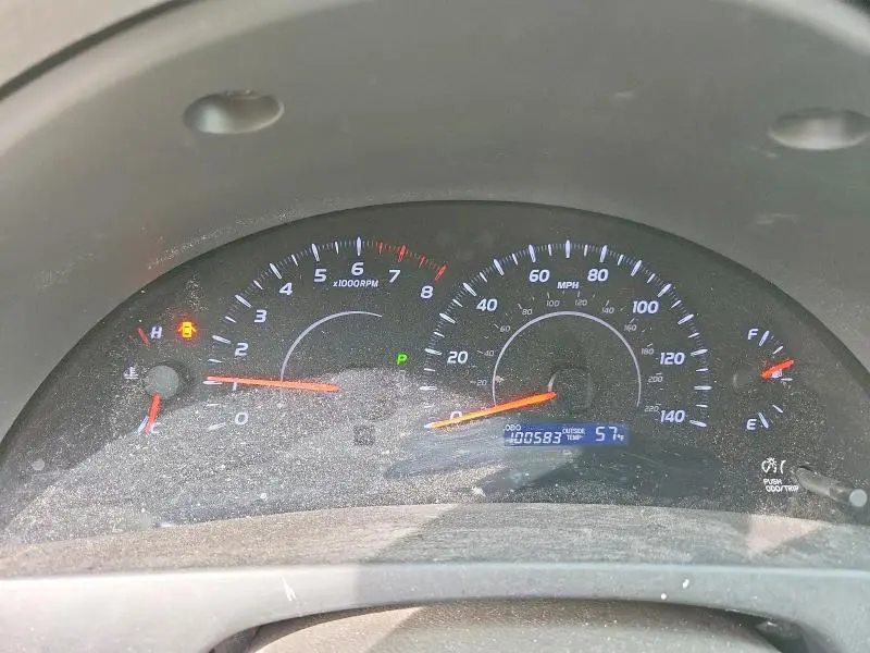 2011 TOYOTA CAMRY LE  