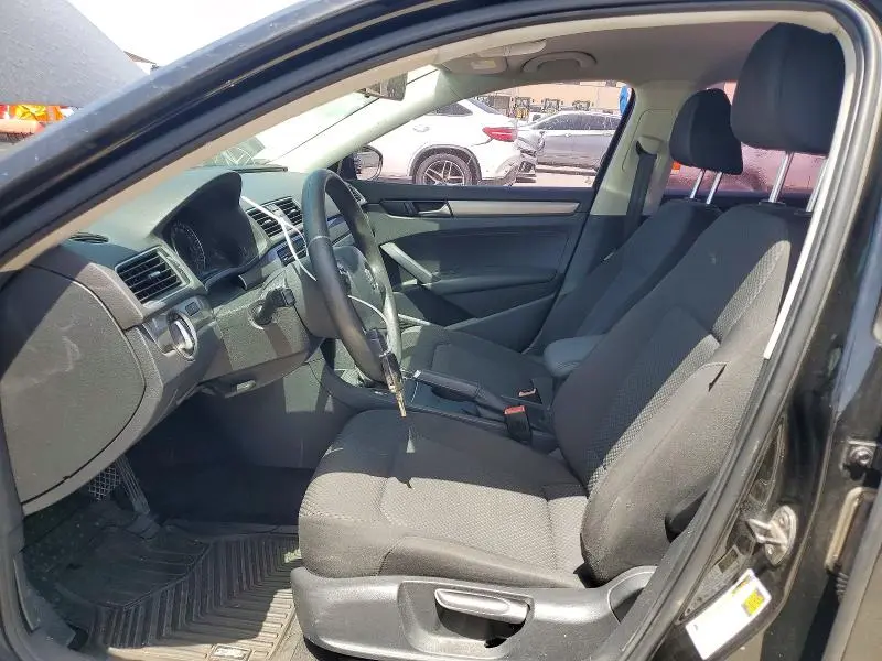 2012 VOLKSWAGEN PASSAT S  