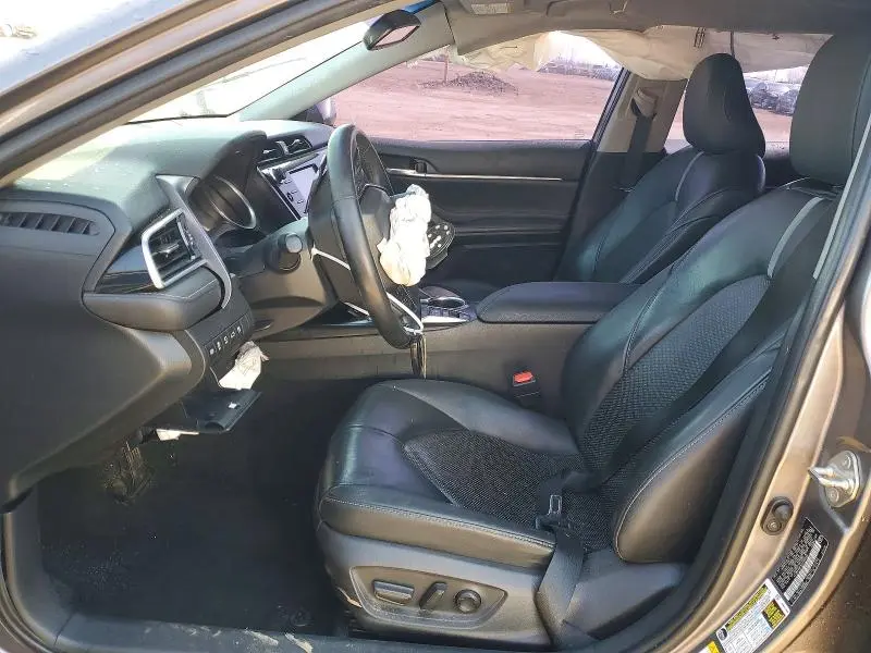 2018 TOYOTA CAMRY XSE  