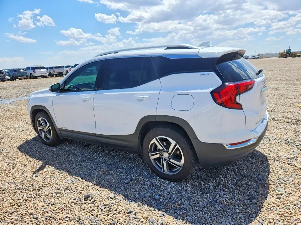2021 GMC TERRAIN SLT  