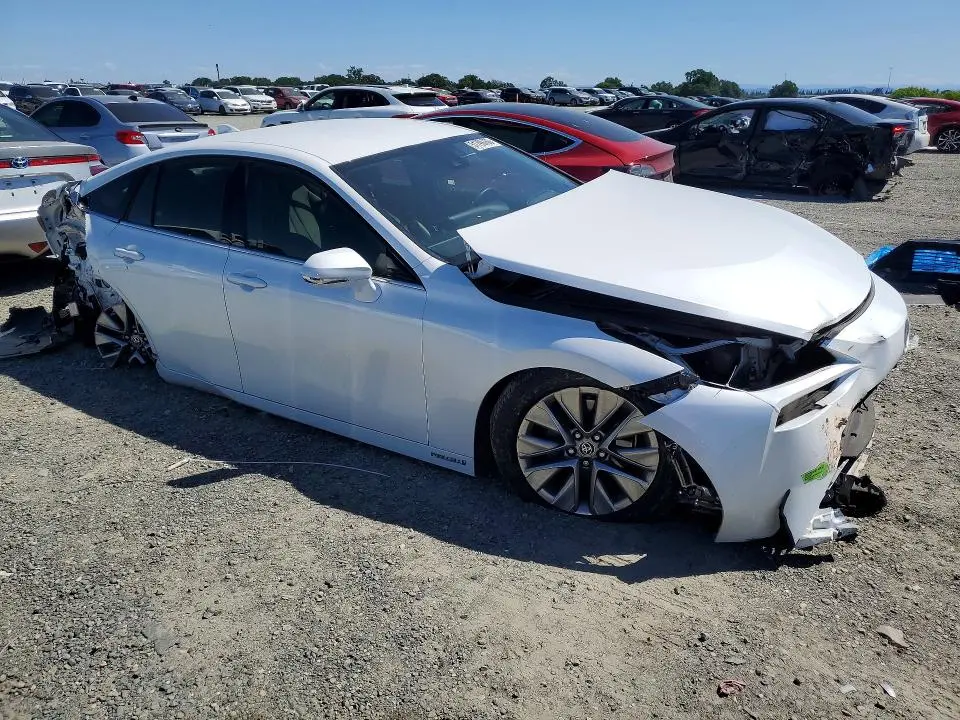 2022 TOYOTA MIRAI XLE  