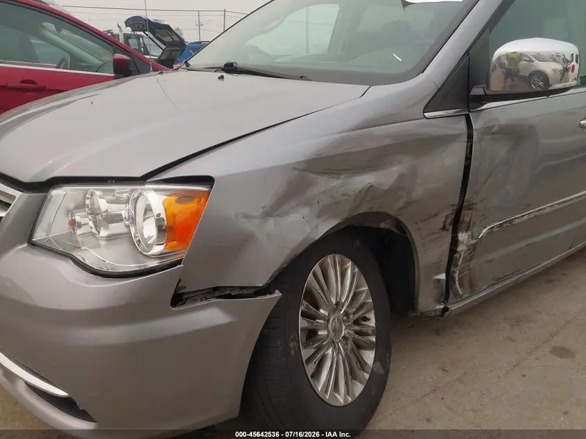 2015 CHRYSLER TOWN & COUNTRY TOURING-L