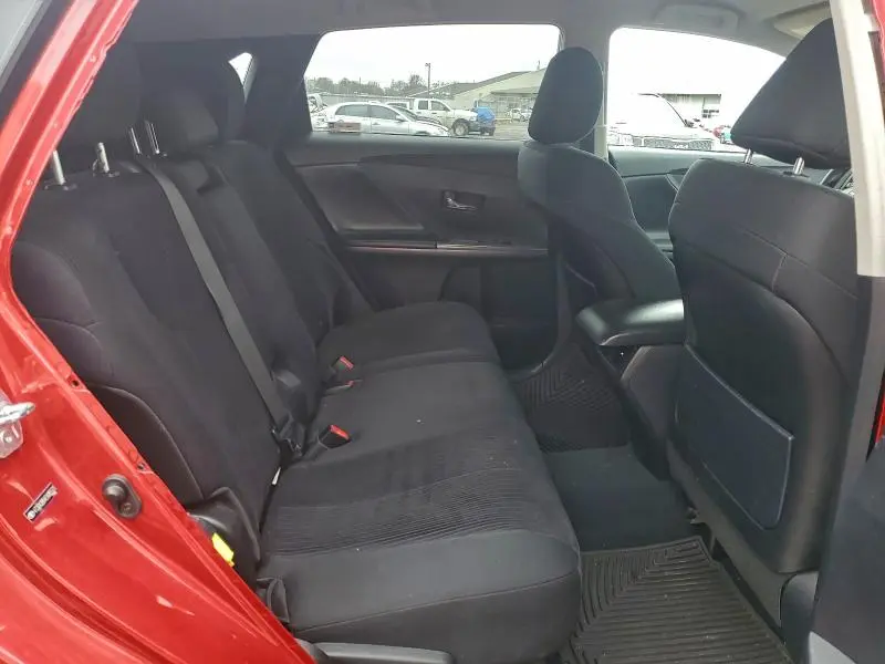 2014 TOYOTA VENZA LE  