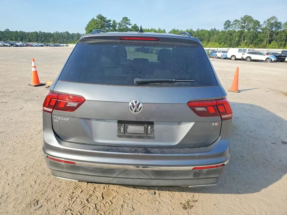 2018 VOLKSWAGEN TIGUAN SE  