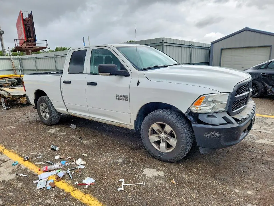 2016 RAM 1500 ST  