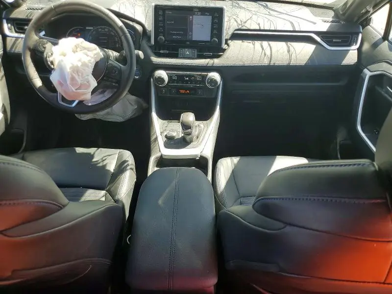 2021 TOYOTA RAV4 XSE  