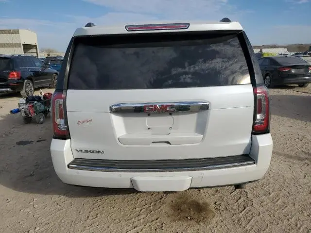 2016 GMC YUKON DENALI  