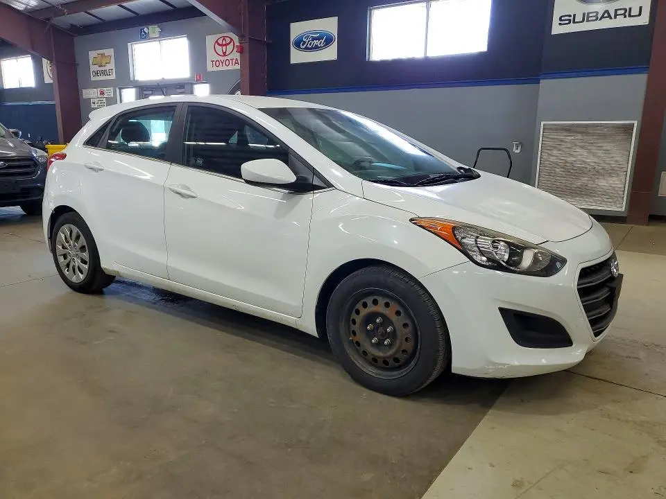 2016 HYUNDAI ELANTRA GT BASE  