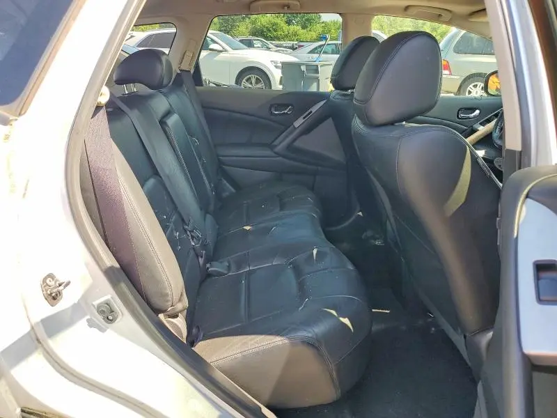 2013 NISSAN MURANO S  