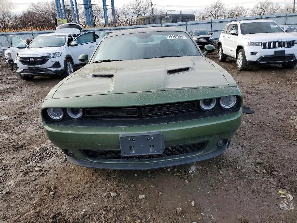 2021 DODGE CHALLENGER SXT  