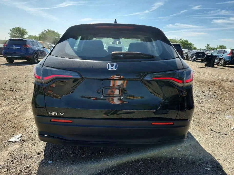2025 HONDA HR-V LX  