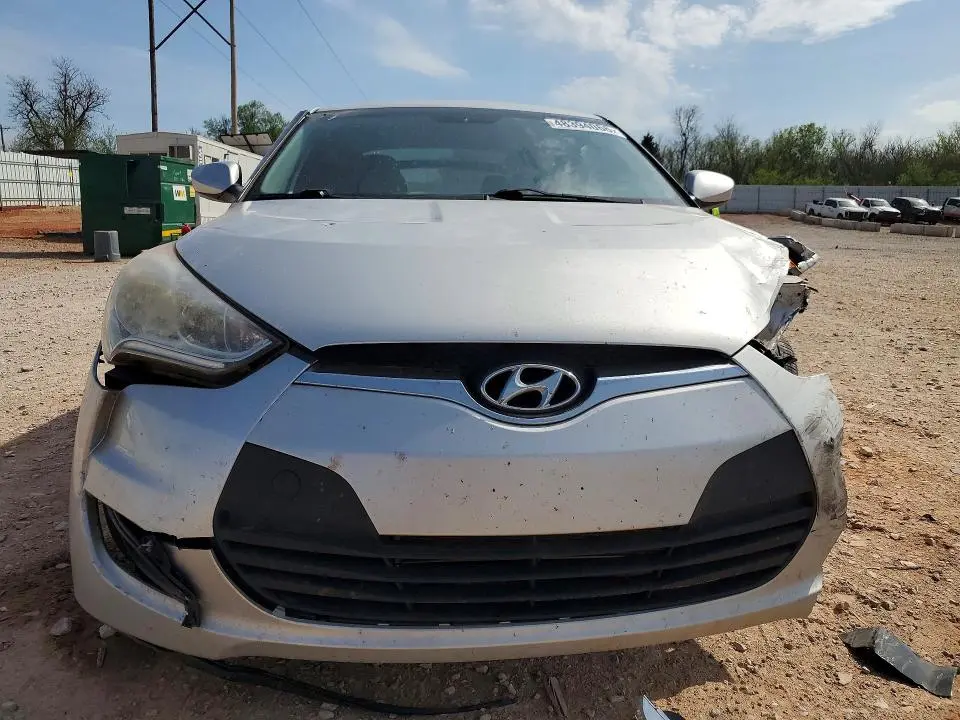 2012 HYUNDAI VELOSTER BASE  