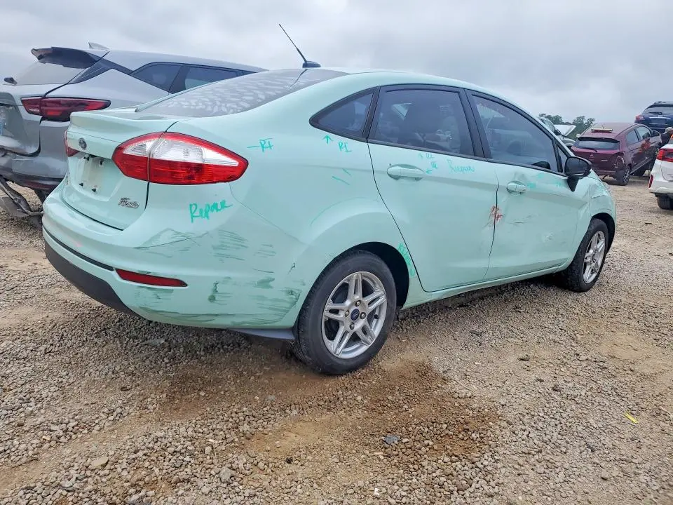 2019 FORD FIESTA SE  