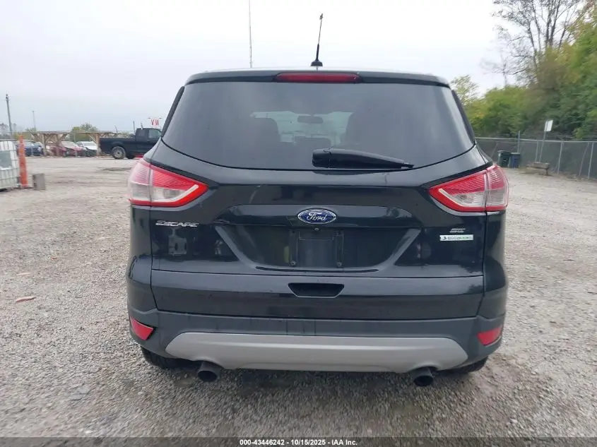 2015 FORD ESCAPE SE
