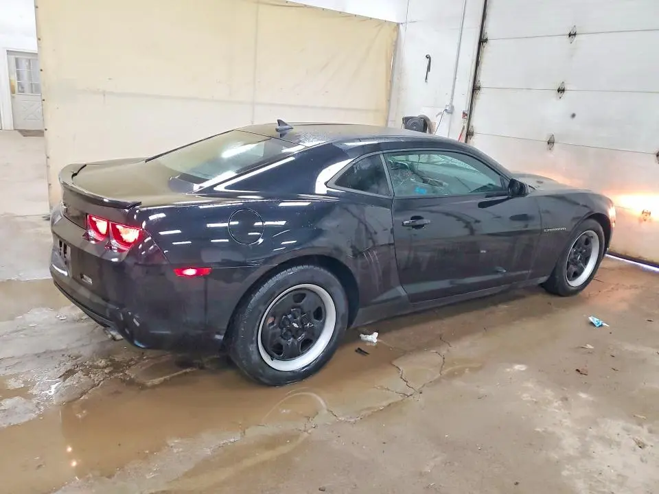 2013 CHEVROLET CAMARO LS  