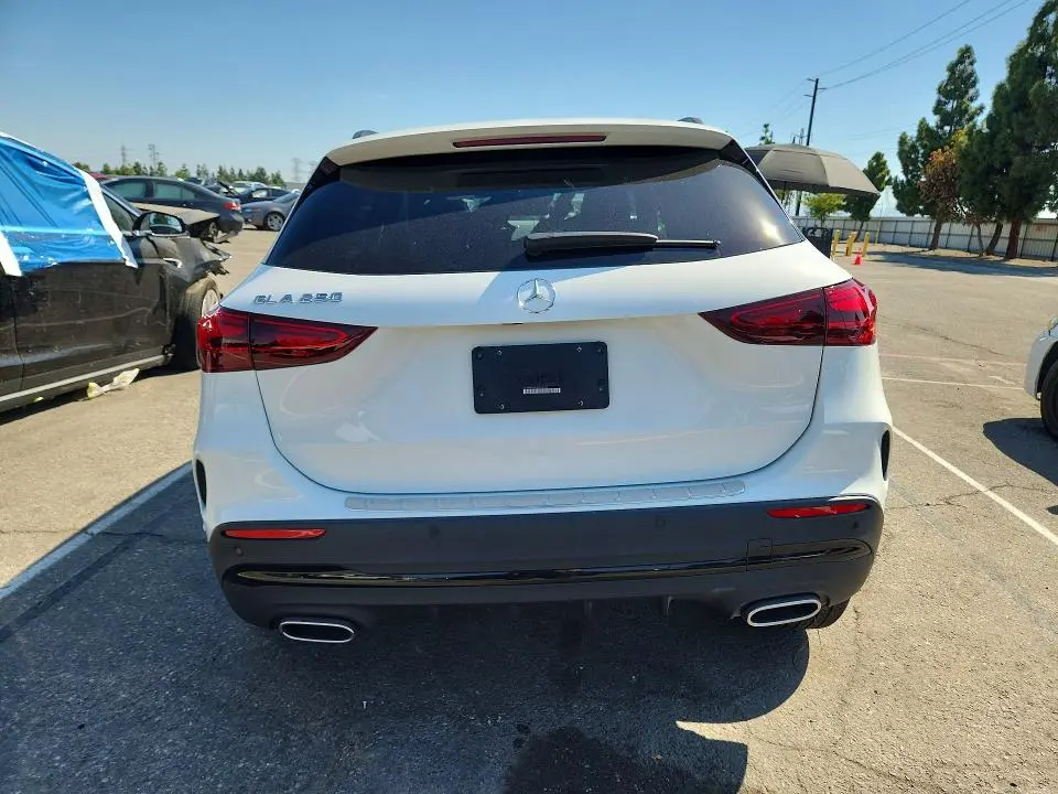 2024 MERCEDES-BENZ GLA 250  