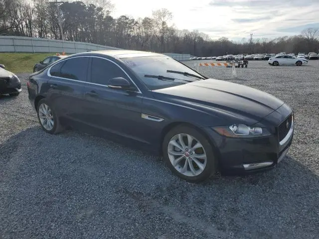 2017 JAGUAR XF PREMIUM  