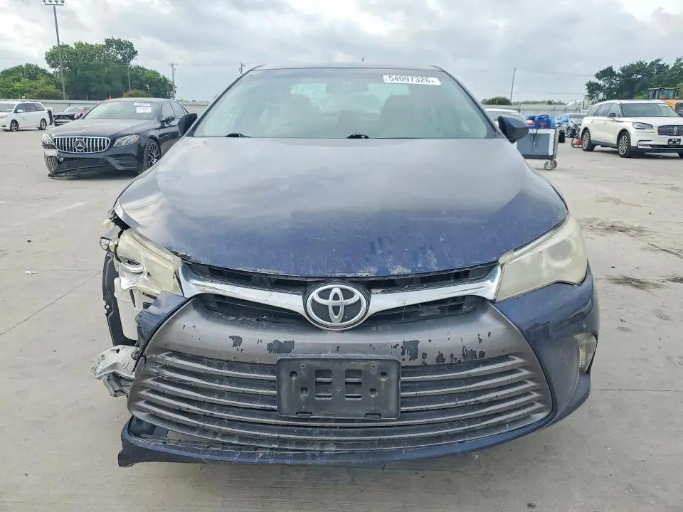 2015 TOYOTA CAMRY LE  