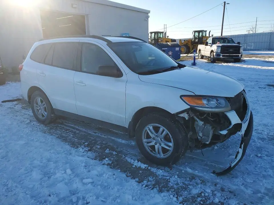 2012 HYUNDAI SANTA FE GLS  