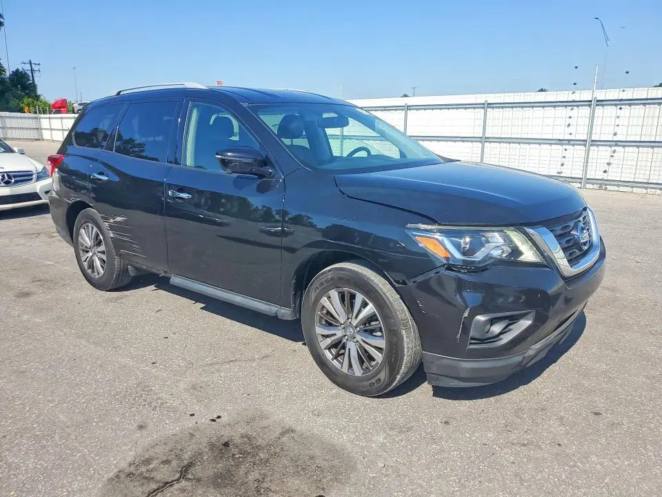 2020 NISSAN PATHFINDER SL  