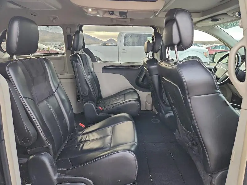 2015 CHRYSLER TOWN & COUNTRY LIMITED PLATINUM  