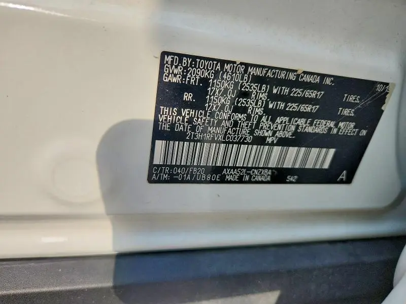 2020 TOYOTA RAV4 LE  